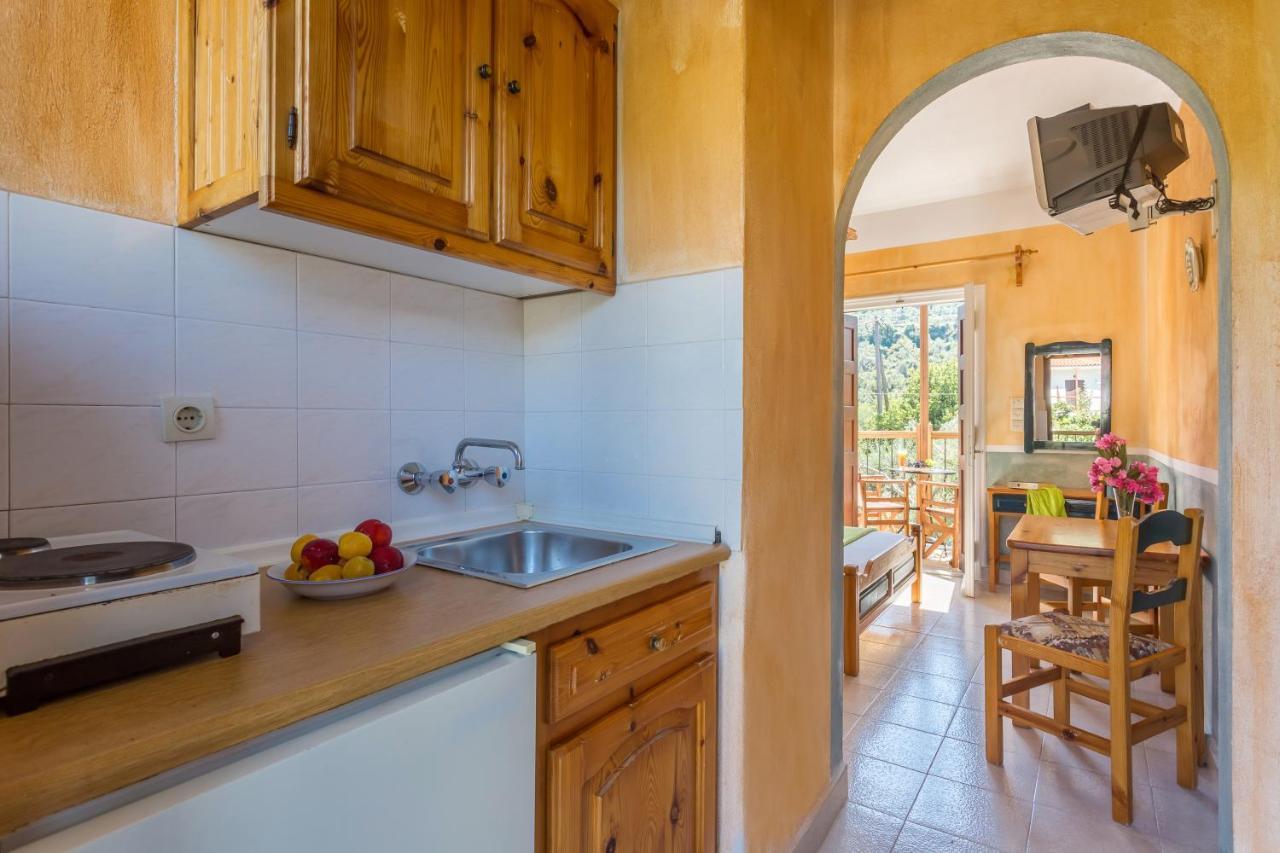 Ageri Studios Stafylos Exteriér fotografie